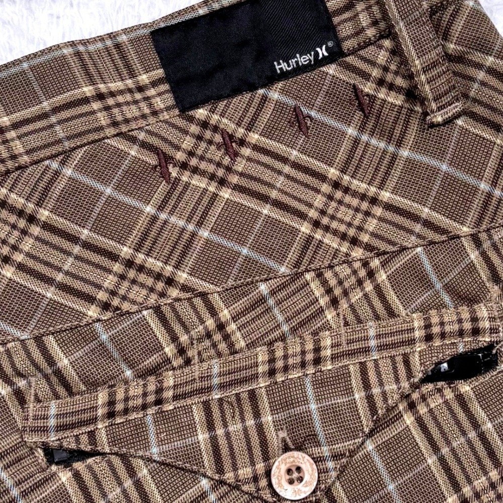 Y2K Hurley Plaid Shorts Men 38 Tannish Green Checkered Flat Front‎ Casual Street